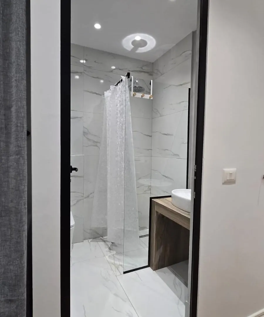Apartment Tirent Apartment-Modern Bedrooms Stay Near Liqeni I Thate Tirana